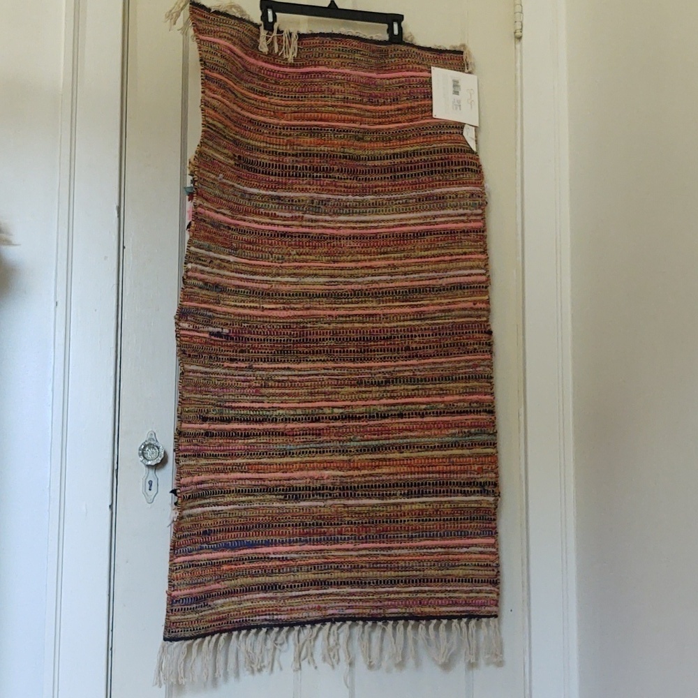 Jessica Simpson Decorative Fashion Rug Style Radco Rug NWT - Picture 6 of 7